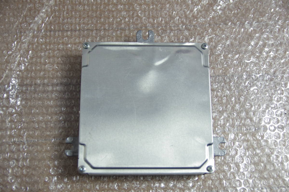 通販でクリスマス ホンダ インテグラタイプR DC5型前期モデルのECU