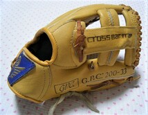 日本プロ野球 名球会　CROSSBAT TRAP　G.P.C 200-33　ジュニア用グローブ・グラブ　黄系　軟式野球用右投げオールラウンドモデル_画像1