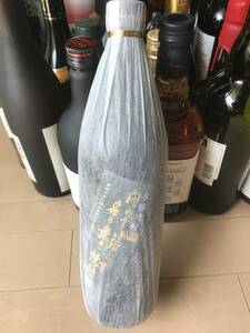 問わず語らず名もなき焼酎 900ml 芋焼酎