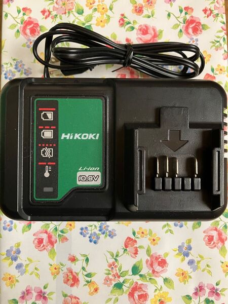 HiKOKI(日立工機) 10.8V用バッテリー充電器 UC12SL