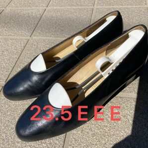 zinnia日本製/黒パンプス23.5センチ