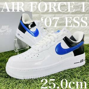 即決 ナイキ ウィメンズ エアフォース1 '07 ロー 白黒青 AF1 Nike WMNS Air Force 1 AF1 25.0cm 送料込み DQ7570-400