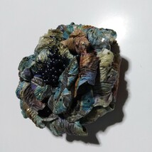 ハンドメイド　素敵な薔薇のコサージュ/ブローチ　エコフラワー　セピア色　ラメ ⑤ ハンドクラフト ペーパー 一点物 手作り プレゼント　_画像6