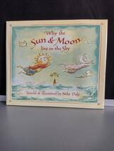 【英語版】Why the Sun & Moon Live in the Sky ハードカバー 1995 Niki Daly (著, イラスト) _画像1