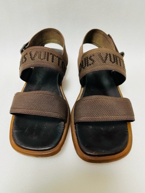 上質で快適 - 登坂広臣 着用 ルイ ヴィトン サンダル スライド