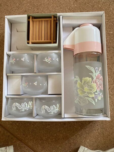 昭和レトロ ニューフレール アイスティセット(テーブルエアーポット.冷茶タンブラー・5客)