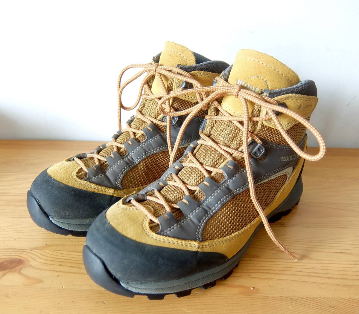 特別価格 mont-bell GORE-TEX ティトンブーツ 登山靴 22.5cm