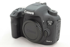 中古 一眼レフ Canon EOS 7D Mark II ボディ