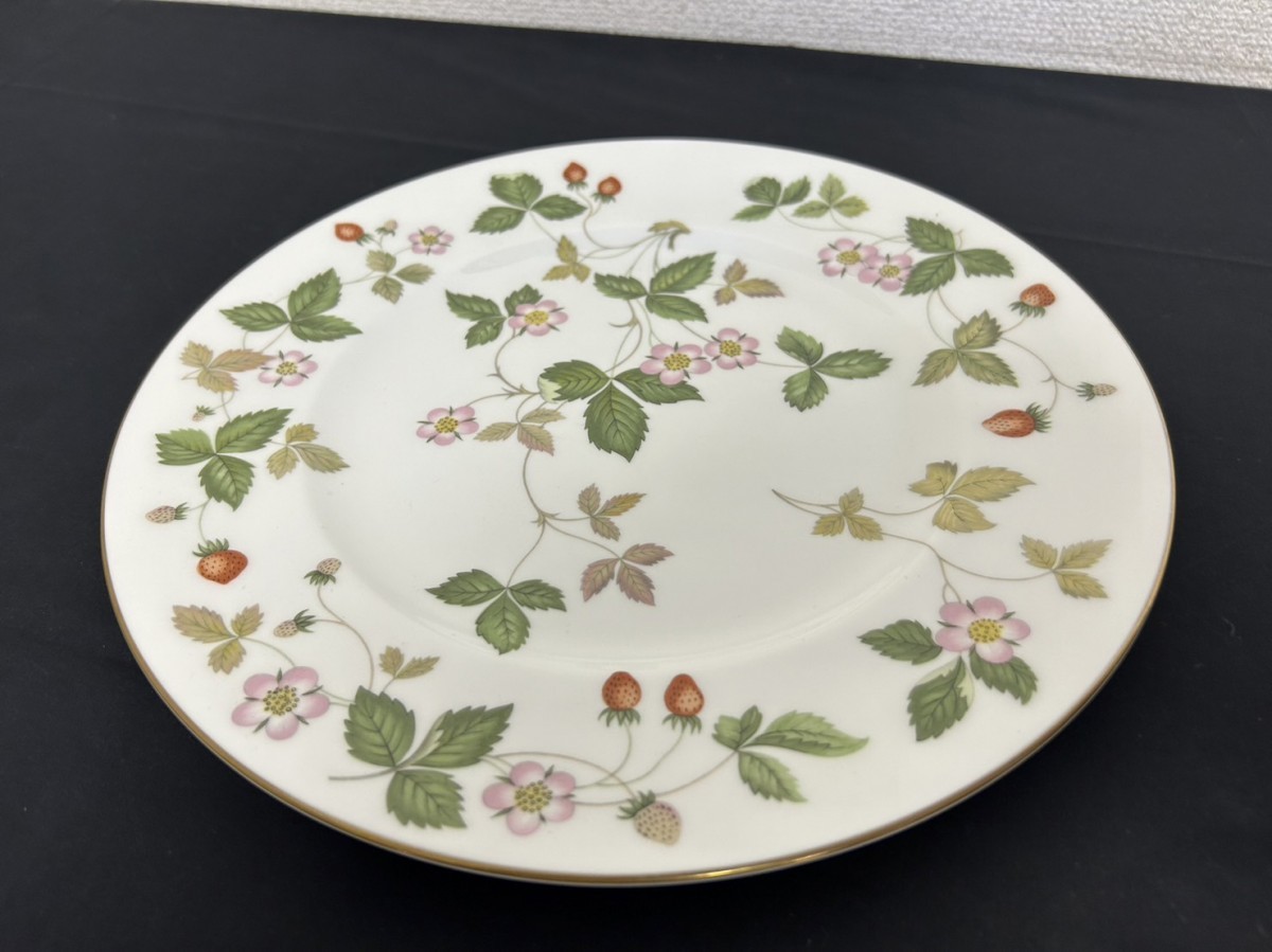 WEDGWOOD 皿の値段と価格推移は?|2,144件の売買情報を集計した