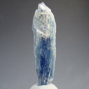 ジンバブエ共和国 西マショナランド州産 カイヤナイト 原石 6.2g 天然石 鉱物標本 藍晶石 ブルーカイヤナイト パワーストーン