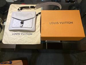 LOUIS VUITTON ルイヴィトン 極美品 モノグラム タイガ ショルダーバッグ