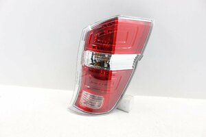 美品　ステップワゴン　RK1　前期　テールライト　テールランプ　右　右側　スタンレー P8895　LED　打刻 00　33500-SZW-003　284888-C4