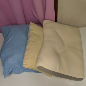 ma.. pillow 3 kind cotton inside .. soft ... cover none 