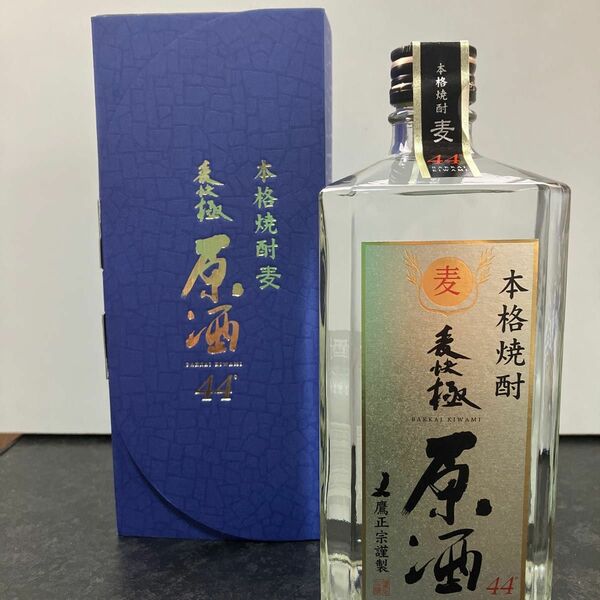 本格焼酎　麦快極　原酒　44℃