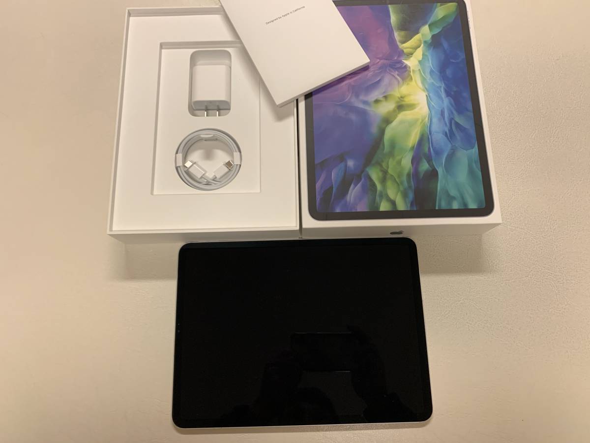iPad Pro 11インチ第4世代256GB SoftBank版SIMフリーバッテリー100