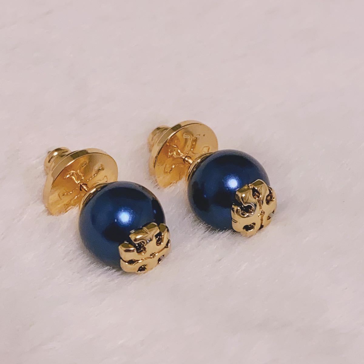 新品未使用 TB002-03 Tory Burch トリーバーチ パール ピアス ダーク