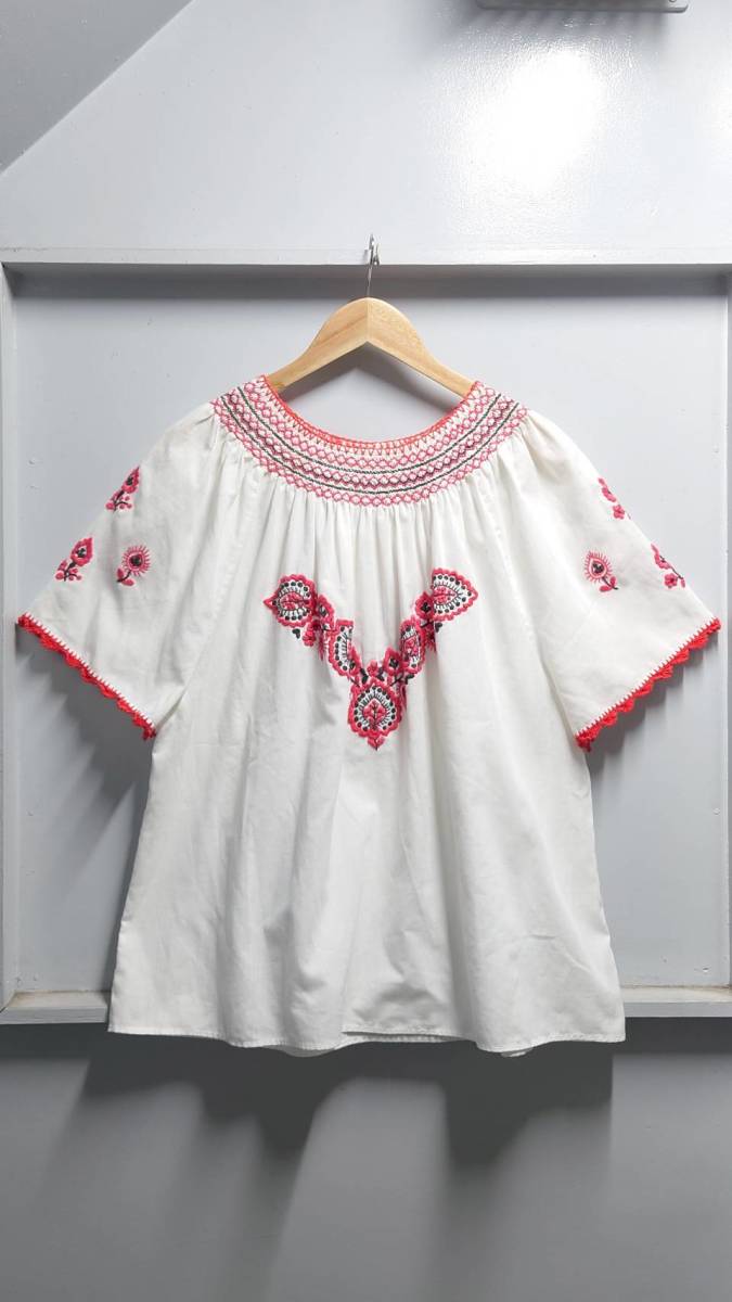 2023年最新】ヤフオク! -エスニック刺繍ブラウス 半袖の中古品・新品