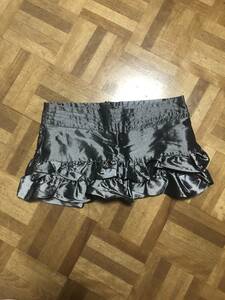 MURUAm Roo a frill short pants 