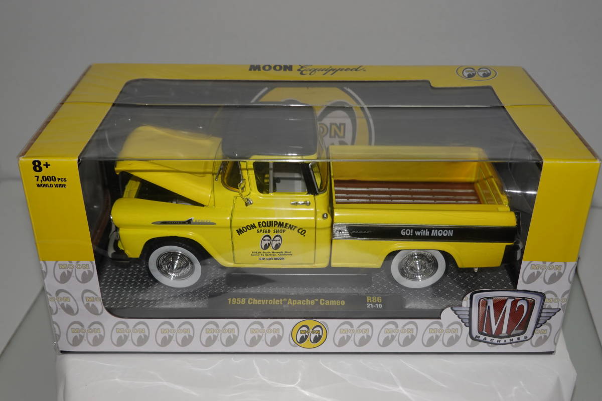 公式の M2マシーン ムーンアイズ カメオ アパッチ シボレー 1958