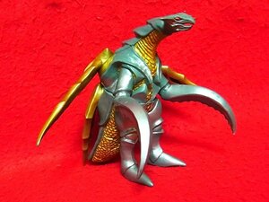 バンダイ バジリス ウルトラマン 怪獣 ソフビ/フィギュア