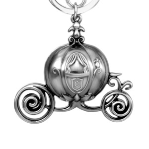 Disney (ディズニー)　Cinderella （シンデレラ）Carriage　Pewter Keyring　キーリング メタル キーホルダー