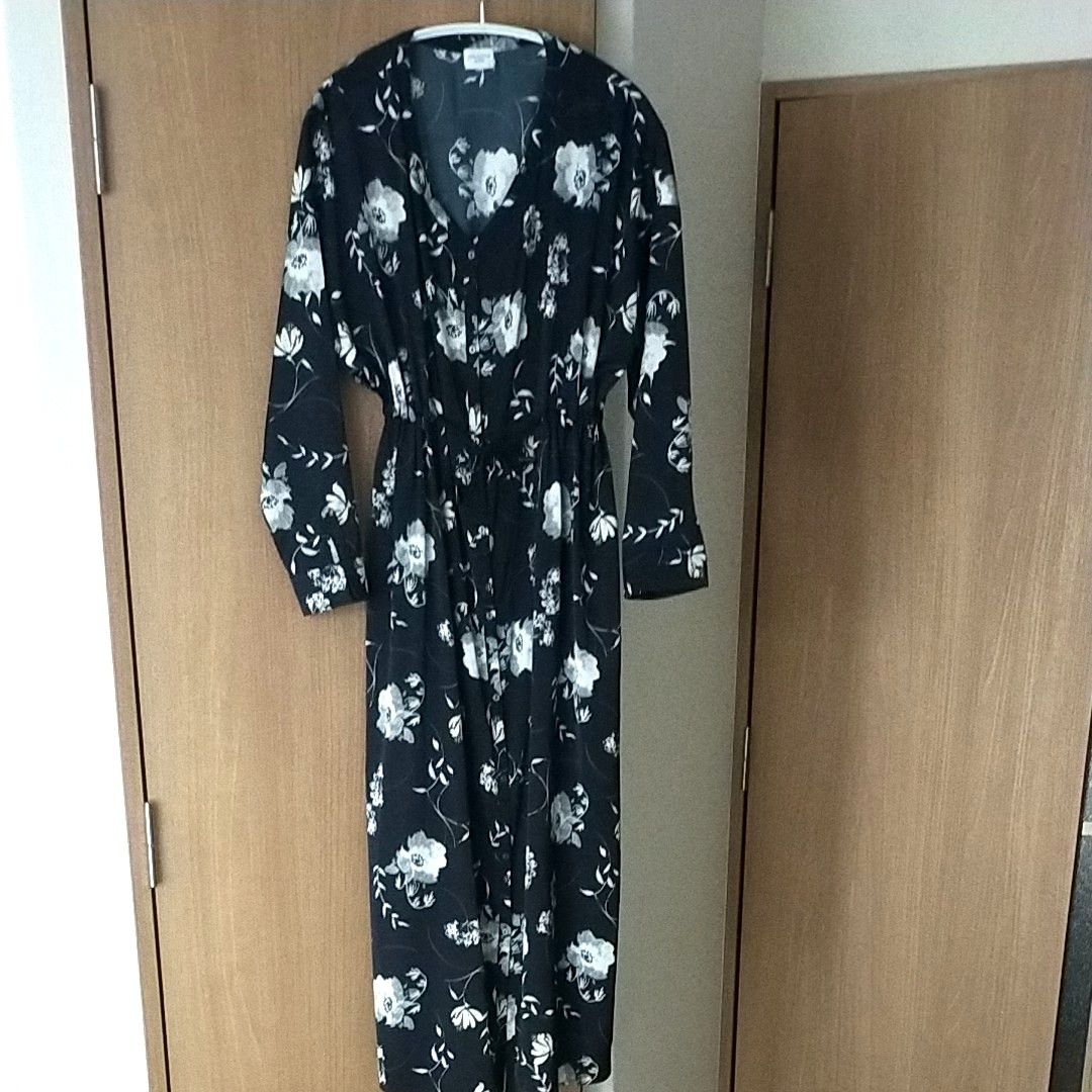 URBAN RESEARCH DOORS オリエンタルプリントワンピース