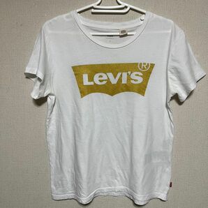 Levi’s 半袖Tシャツ　レディースM