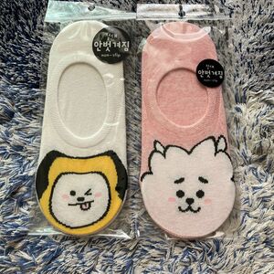 BT21キャラクター靴下2点セット バンタン　防弾少年団　CHIMMY RJ チミー　アールジェイ