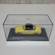 1/43 ミニチャンプス/Volkswagen Karmann Ghia Coupe 1957 Manilagelb・Schwarz/フォルクスワーゲン カルマンギア クーペ_画像6