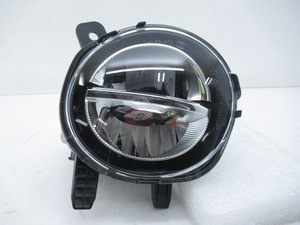 《即決あり》 BMW 3シリーズ F30 後期 LCI 純正 右 フォグランプ LED 【 63.17-7 315 560-08 】 (M056534)