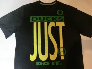 USA購入 激レア 【Nike】機能素材【DRI FIT】USカレッジ【OREGON DUCKS】オレゴン大学ダックス【Just Do It】ロゴプリント Tシャツ US S