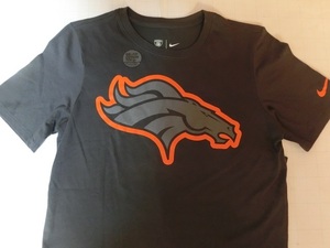 USA購入 ナイキ【Nike】機能素材【DRI FIT】NFL デンバー ブロンコス【Denver Broncos】ロゴプリントTシャツ US Sサイズ 濃灰