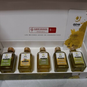 【新品 未開封】アロマ オイル aove SABOR GRANADA スペイン グラナダ オリーブ リラックス ミニボトル 50ml 5本 セット天然 自然 精油 oil