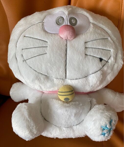 ドラえもん 雪ドラ ぬいぐるみ 白