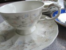 F035【NARUMI BONE CHINA ナルミ ボーンチャイナ 】写真が全て 洋食器 カップ ソーサー_画像9