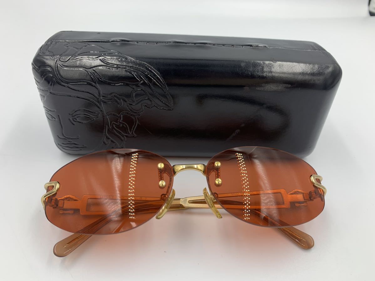 ヤフオク! -「ヴェルサーチ サングラス ヴィンテージ」の落札相場