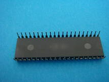 富士通　集積回路 IC MB8843-316 NOS 未使用品 FUJITSU　42-PIN 42ピン　細長 多足 ムカデ足_画像3