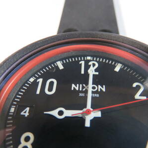 ■＜NIXON OCTOBER＞ ニクソン オクトーバー クォーツ腕時計 ブラック/レッド  ３００M防水 箱無しの画像9