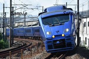 【鉄道写真】JR九州 883系 AO-16編成　特急ソニック　＠箱崎～千早　L版　(商品番号163)