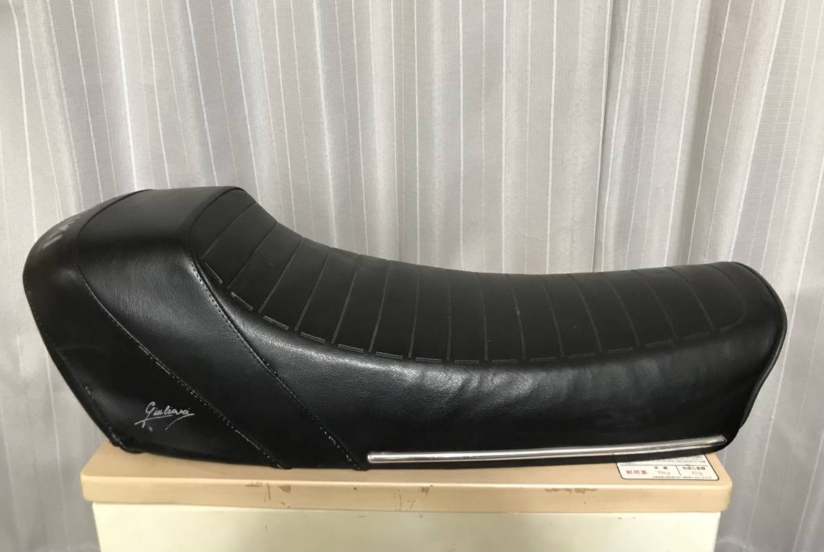 良好品】 当時物本革GS1000用ジュリアーリシート - メルカリ 良好品】 当時物本革GS1000用ジュリアーリシート - メルカリ