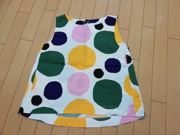 番号53★Lサイズ★美品★ユニクロのマリメッココラボブラウス★カラフル水玉