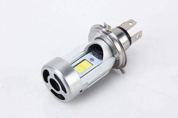 LEDヘッドライト ファン一体型 H4 12V 20W 2000LM 輸入品