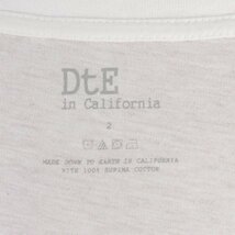 LST9202 DtE in California ディーティーイーインカリフォルニア Vネック Tシャツ 2 ホワイト（クリックポスト可）_画像3