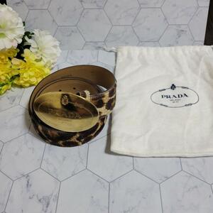 PRADA　ゴールド×ヒョウ柄　お洒落　ベルト　レオパード　デカロゴ　スーツ