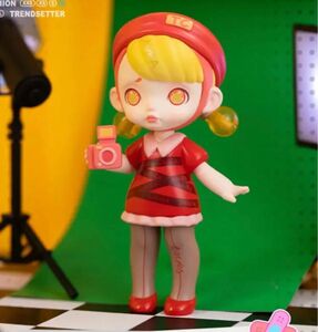 ToyCity Laura ファッションシリーズ　未開封　新作　POPMART