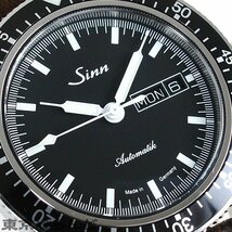 101666225 ジン Sinn モデル 104 パイロットウォッチ 104.ST.SA SS レザー デイデイト 腕時計 メンズ 自動巻_画像5