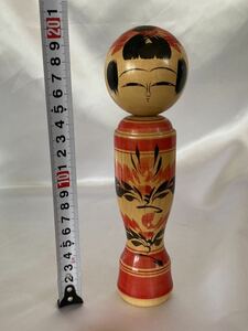  kokeshi Kiyoshi .... много возможно . традиция kokeshi 