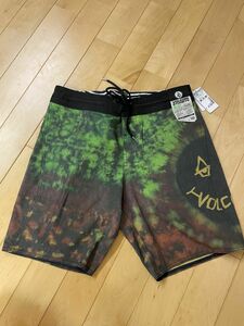 VOLCOM メンズ水着 未使用品 30