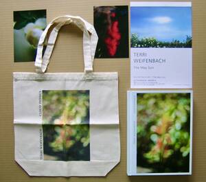 teli*wai fender back photoalbum [CLOUD PHYSICS]( autographed ) tote bag, postcard 2 sheets, leaflet attaching Terri Weifenbach unused 