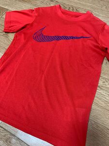 ナイキ　NIKE 半袖Tシャツ　レディースSサイズ　【5】